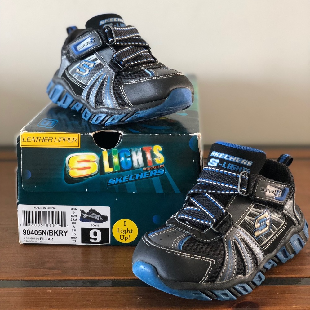 Skechers S Lights Pillar Runners Size US 9